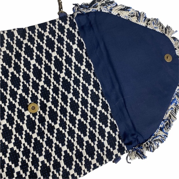 Steve Madden woven fringe beaded navy Envelope Clutch - Picture 4 of 7